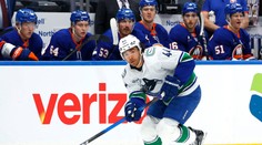 VIDEO: Florida v závere predviedla skvelý obrat. Vancouver sa mohol oprieť o hetrikového hrdinu