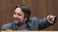 Premiér kritizuje Ľuboša Blahu za výroky proti EÚ, ktorú nazval bandou "lúzrov"