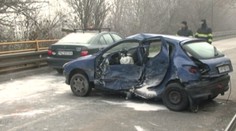 Tragický pondelok. Na ceste zahynuli dve osoby a päť je zranených