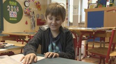 Zázračný chlapec Jožko. Napriek tomu, že ledva vidí, vyhráva matematické súťaže