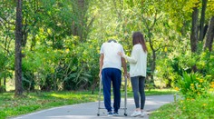 Pre chybnú diagnózu trpí neznesiteľnými bolesťami. Ak Petr na súde uspeje, v Česku by mohli uzákoniť eutanáziu