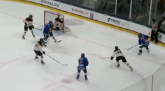 VIDEO: Neuveriteľná drzosť 16-ročného Slováka. Prezentoval sa gólom ako skúsený harcovník