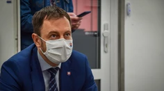 Pozitívny test na koronavírus mal aj minister financií Eduard Heger