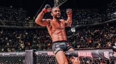 Vzal igelitku a na nočnej stavil stovku, že ráno zabije McGregora. Slovák dojedal z VIP stolov, dnes má opasok od Tysona (rozhovor)