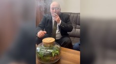 Pre šírenie konšpirácií ho Facebook zablokoval. Pozreli sme sa na najkontroverznejšie výroky nového ministra