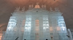 V Tatrách odhalili tajomstvo roka. Do poslednej chvíle mohli turisti len tipovať, čo vyrastá pod kupolou