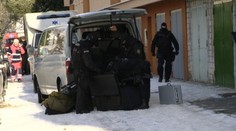 Kukláči zasahovali v Stupave! Muž terorizoval susedov