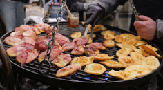 Zo Slovenska tam chodia plné autobusové zájazdy. Trhy v Krakove majú jedinečné čaro