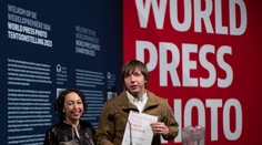 Súťaž World Press Photo: Hlavnú cenu získala snímka, ktorá sa stala symbolom utrpenia nevinných na Ukrajine