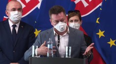 Odmietame obvinenia, že by štát pri nákupe ochranných rúšok pochybil, tvrdia štátne rezervy