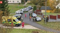 Po streľbe v českom meste hlásia dve obete, jedna osoba je vážne zranená