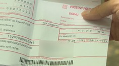 Jej manžel je mŕtvy už päť rokov. Aj napriek tomu mu teraz prišlo 300 eur za očkovanie