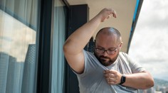 Horúčavy sprevádza aj silné potenie. Čo sa dá robiť v prípadoch, keď už antiperspirant nestačí?