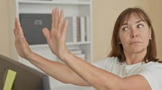 Ako ohnete palec na ruke? Jednoduchý test môže naznačiť problémy so srdcom