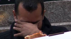 Sociálny experiment: Pohostinného žobráka dojala štedrosť okoloidúceho