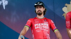 VIDEO: Pád i defekt, takto si návrat nepredstavoval. Sagana pri premiére v slovenskom tíme odstavila smola