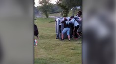 Opitý jazdil po stanovom mestečku na Domaši. Ľudia, ktorých ohrozoval, ho potrestali svojsky