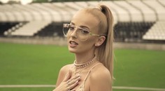 Náhoda? Nová pesnička Simy sa až príliš podobá na slávny hit