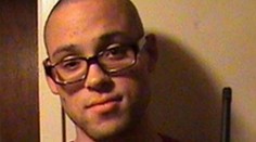 Mladík sa pýtal na vierovyznanie. Potom zastrelil 10 ľudí