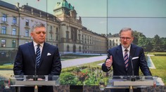 Robert Fico popiera, že sa stretol s Petrom Fialom. Akustika tam bola dobrá, rypol si český premiér