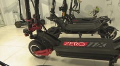 Vozenie sa na elektrokolobežkách zdražie. Majitelia budú musieť uzatvoriť povinné poistenie
