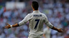 Ronaldo strelil dva góly, Real potvrdil post lídra