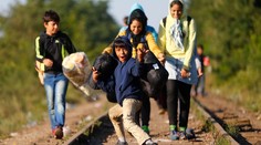 Prvý slovenský politik, ktorý sa postará o rodinku utečencov