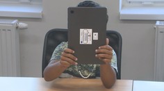 Príspevok 350 eur na počítač či tablet môžu získať aj čerství stredoškoláci