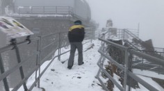 Tatry bičoval silný vietor: Niektorí turisti zostali odrezaní od sveta