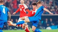 Dánsko a Albánsko sa tešia z postupu. Česi si vďaka remíze udržali druhú priečku