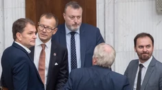 Očakáva sa špinavá a hnusná kampaň. Čo čaká Slovensko do dňa predčasných volieb?