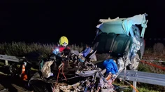 Mladá rodina z Horehronia sa ponáhľala na pohotovosť. Otec si oprotiidúce auto v tme zrejme nevšimol