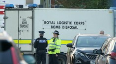 Výbuch v Liverpoole vyšetrujú ako teroristický čin, polícia zadržala troch mužov