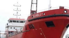 Migranti uniesli loď, ktorá ich zachránila pri pobreží Líbye