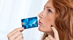 Za týždeň zjeme toľko mikroplastov, ako keby sme si naraz dali do pusy platobnú kratu