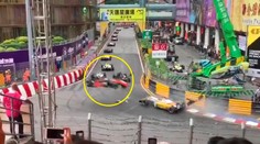 Jedna z najhrozivejších havárií v motošporte. Monopost vyletel zo zákruty ako stíhačka