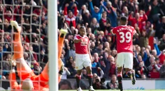 Manchester United zdolal Aston Vilu a poslal ju po 29 rokoch do nižšej súťaže