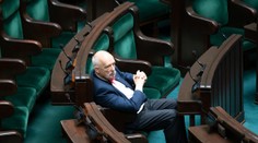 Mužov postrieľame, ženy a deti naženieme do koncentrákov. V Poľsku sa môže do vlády dostať radikálna strana