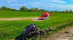 Vážna nehoda na východe Slovenska. Muža s ťažkými zraneniami bral vrtuľník