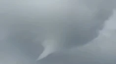 VIDEO: Na severe Talianska sa objavilo tornádo. Podľa odborníkov je to na toto obdobie zriedkavé