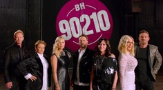 Legenda sa vracia! Nové zábery z Beverly Hills 90210, poznáme dátum štartu