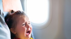 Neznášate detský plač v lietadle? Aerolínie predstavili spôsob, ako sa tomu vyhnúť