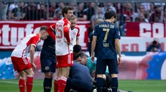 Padol na trávnik, nereagoval. V Nemecku je hrdinom rozhodca, ktorý počas zápasu zachránil život