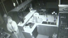 Nočné vymetanie krčiem trochu inak. Zlodeji vzali celý trezor