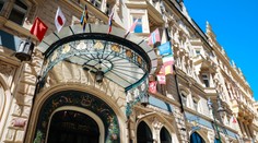 Z ulice do luxusu. Českí bezdomovci môžu karanténu stráviť v lukratívnych hoteloch v Prahe