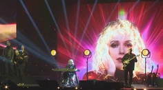 Nekorunovaná kráľovná slovenskej populárnej hudby na pódiu. Takto vyzeral vianočný koncert Mariky Gombitovej