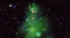 NASA zverejnila unikátnu snímku. Vo vzdialenom vesmíre objavila symbol Vianoc