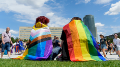 Prelomový verdikt pre LGBTI+: Štáty EÚ musia uznať manželstvá rovnakého pohlavia uzavreté v inom členskom štáte