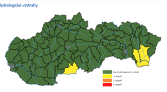 SHMÚ varuje pred povodňami. Okresy, kde to môže prísť