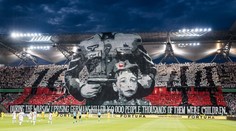 VIDEO: UEFA potrestala Legiu Varšava za transparent odkazujúci na vojnový masaker